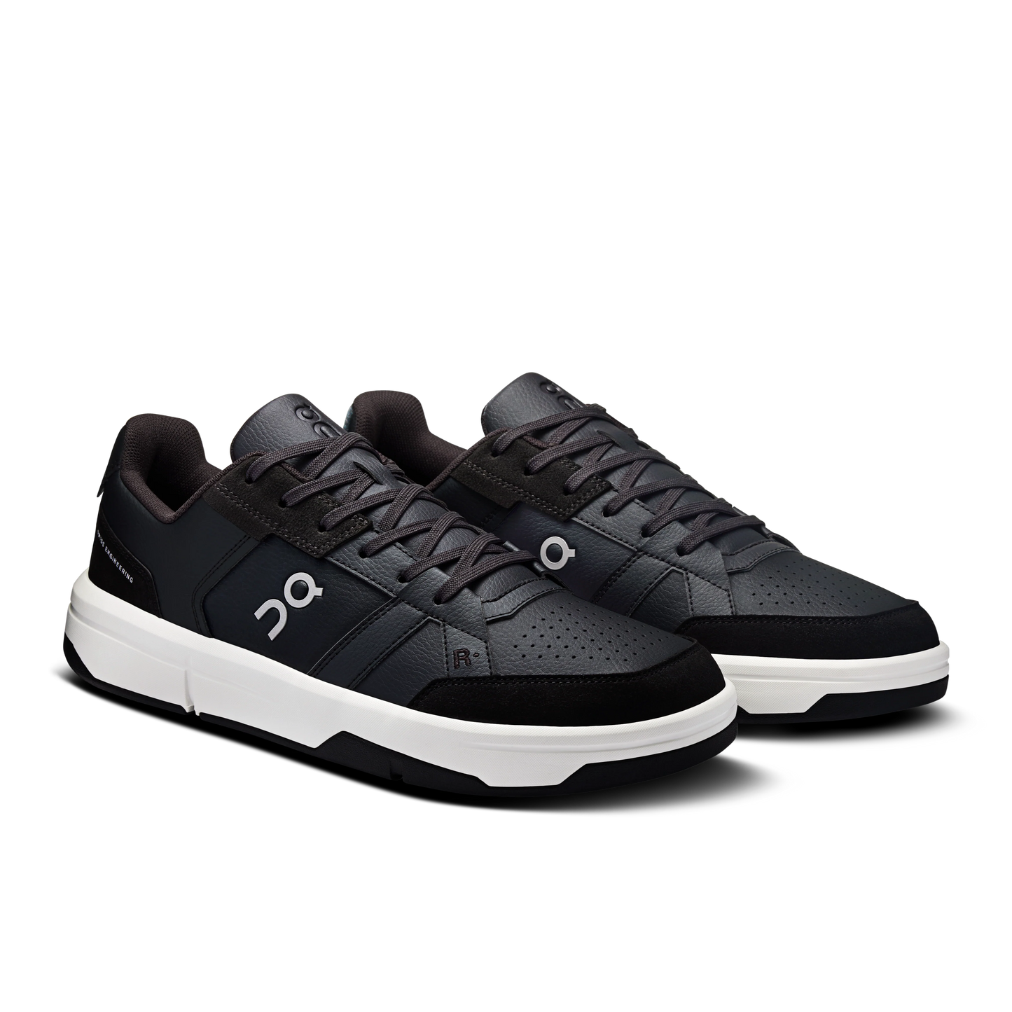 THE ROGER Clubhouse Black | White