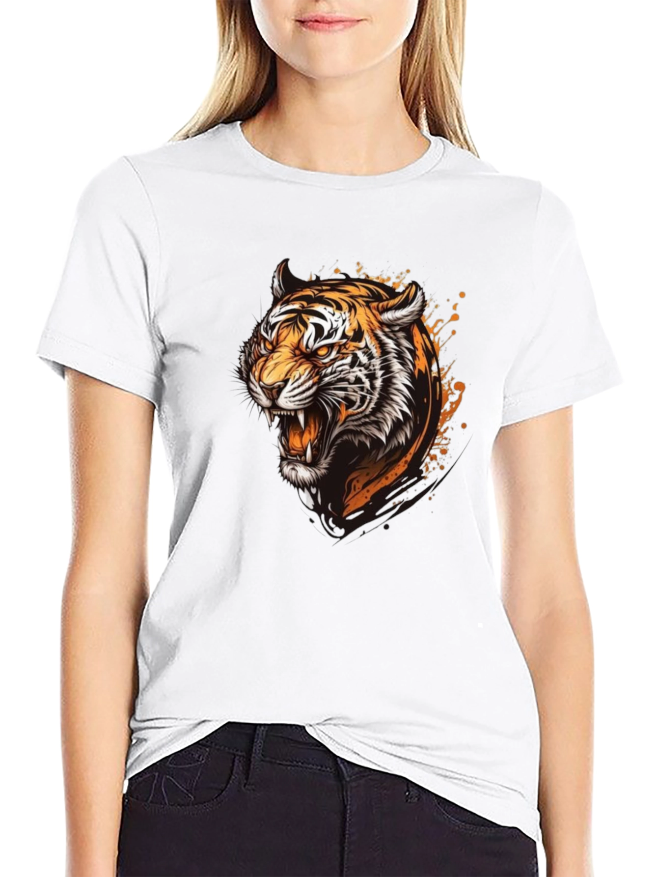 Roaring Tiger Graphic T-Shirt - Black