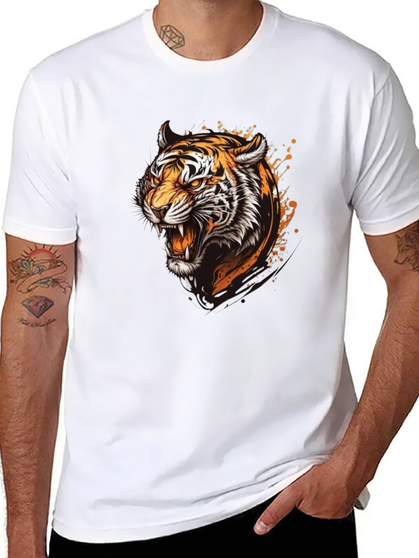 Roaring Tiger Graphic T-Shirt - Black