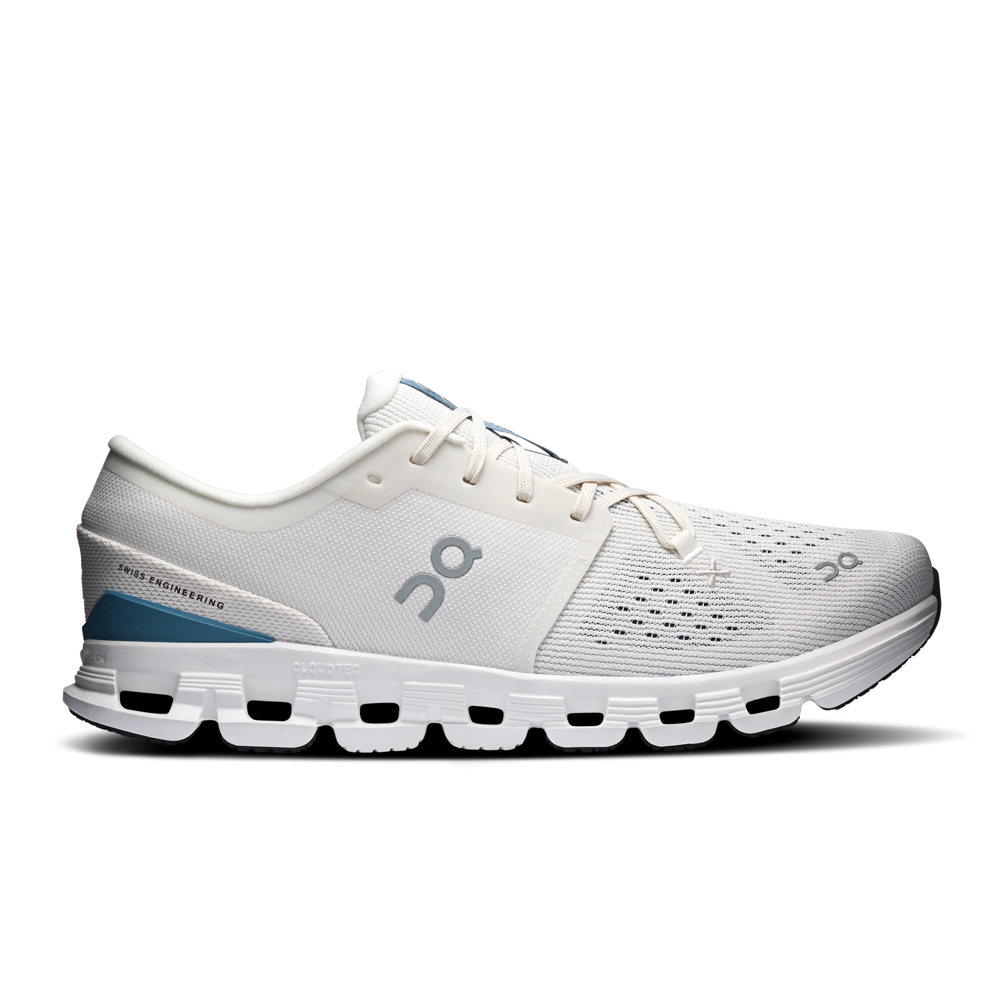 Cloud X 4 Ivory | Steel