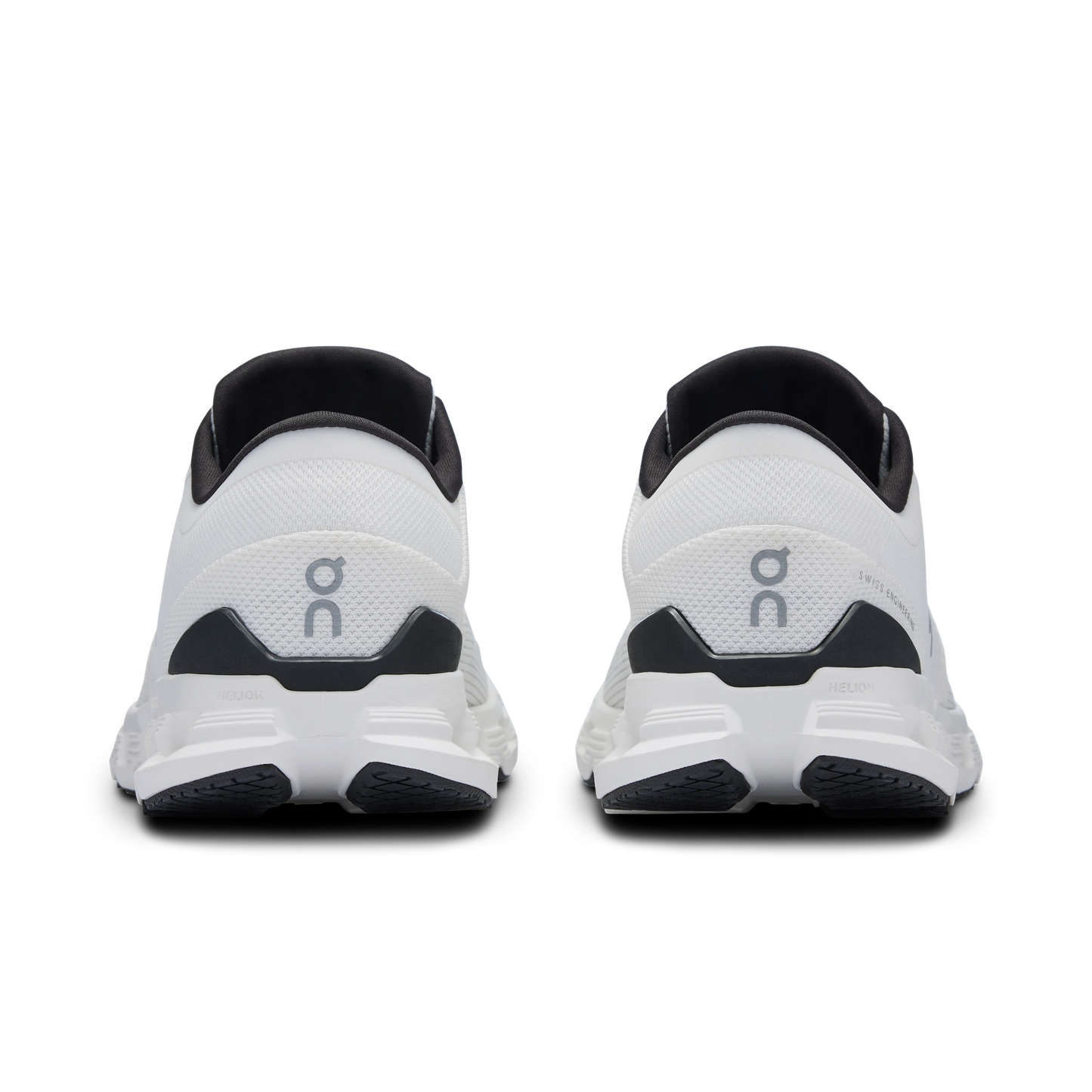 Cloud X 4 Ivory | Black