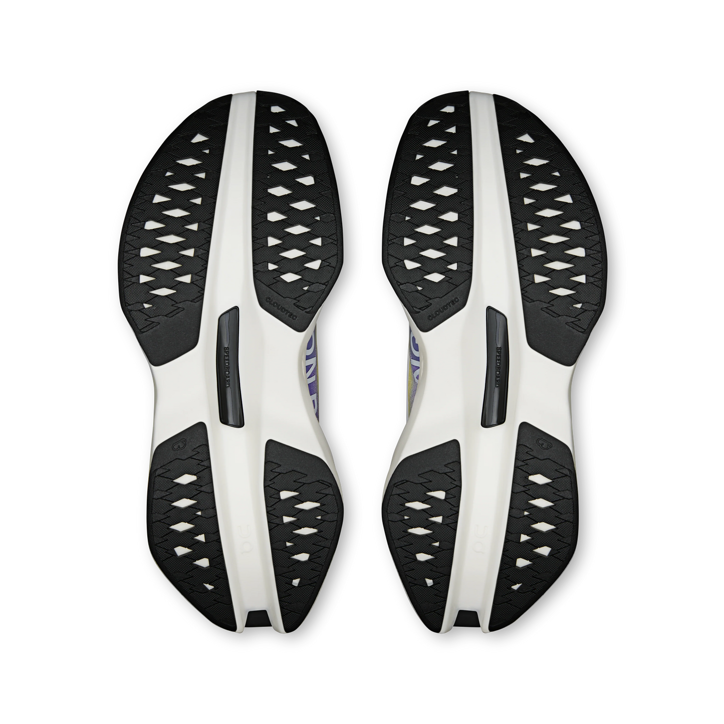 Cloudboom Max White | Juniper