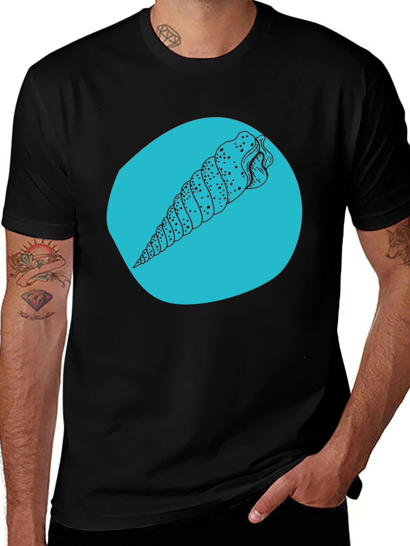 Seashell Graphic Tee - Black Cotton Blend