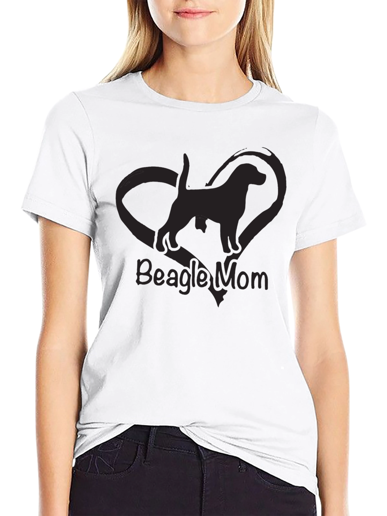 Beagle Mom Heart Graphic Black T-Shirt