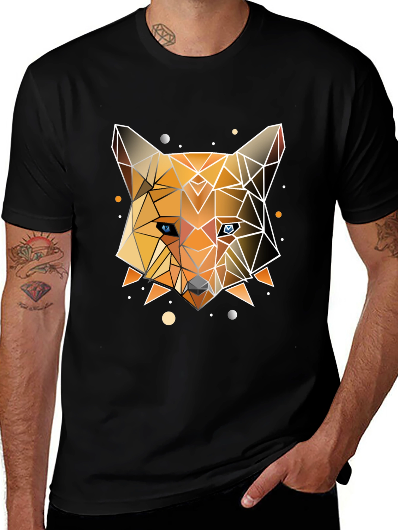 Geometric Fox Graphic Tee - Modern Design