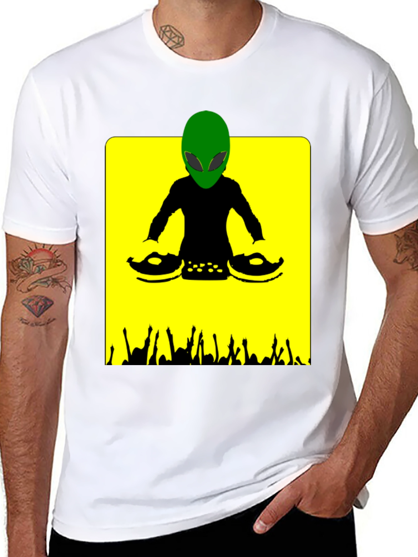Alien DJ Graphic T-Shirt - Black