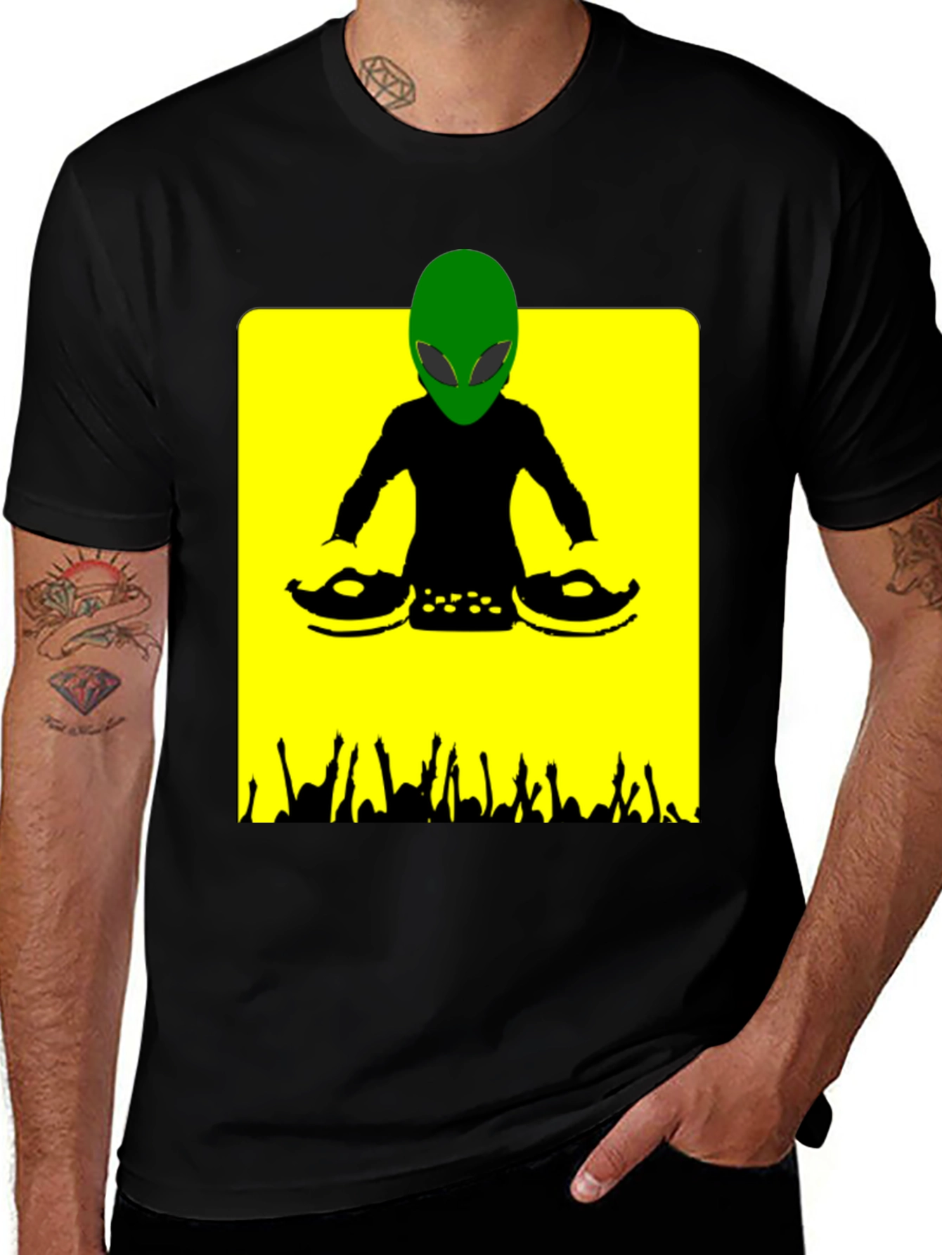 Alien DJ Graphic T-Shirt - Black