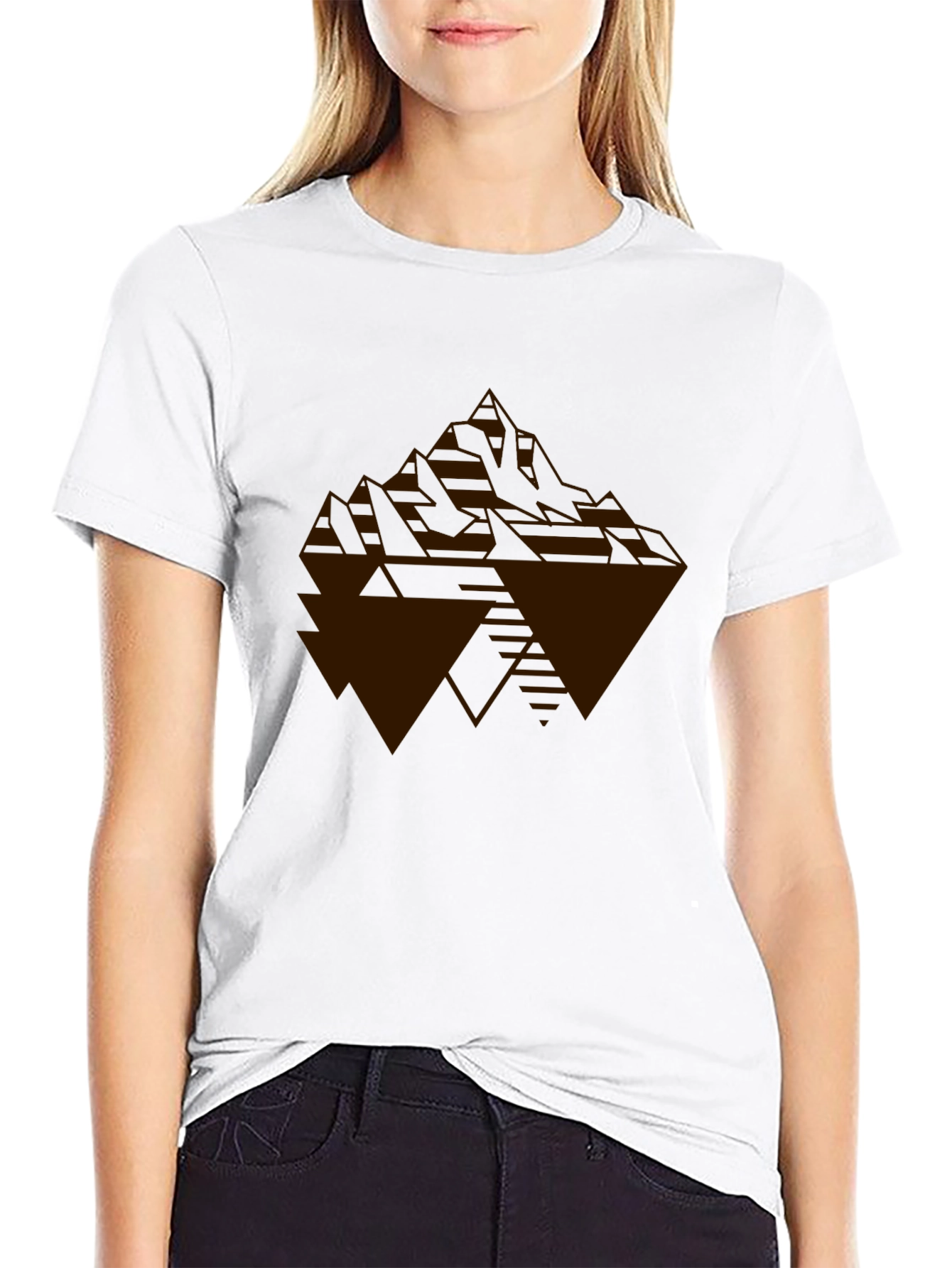 Geometric Mountain Graphic Tee - Modern Style