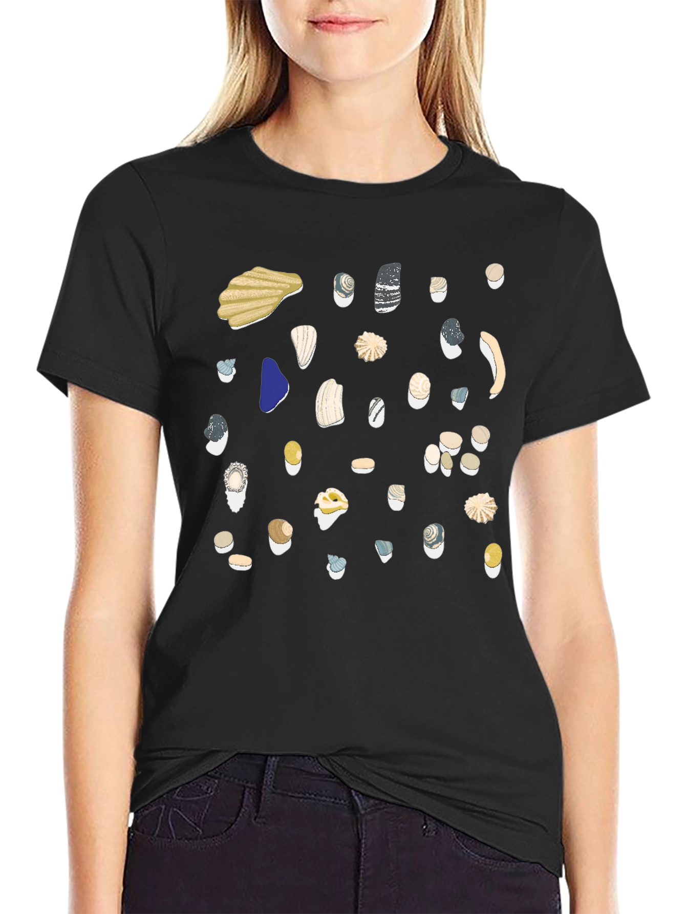 Seashell Graphic Black T-Shirt