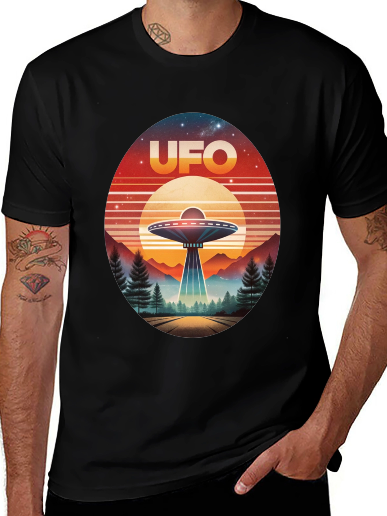 Retro UFO T-Shirt - Sci-Fi Graphic Tee
