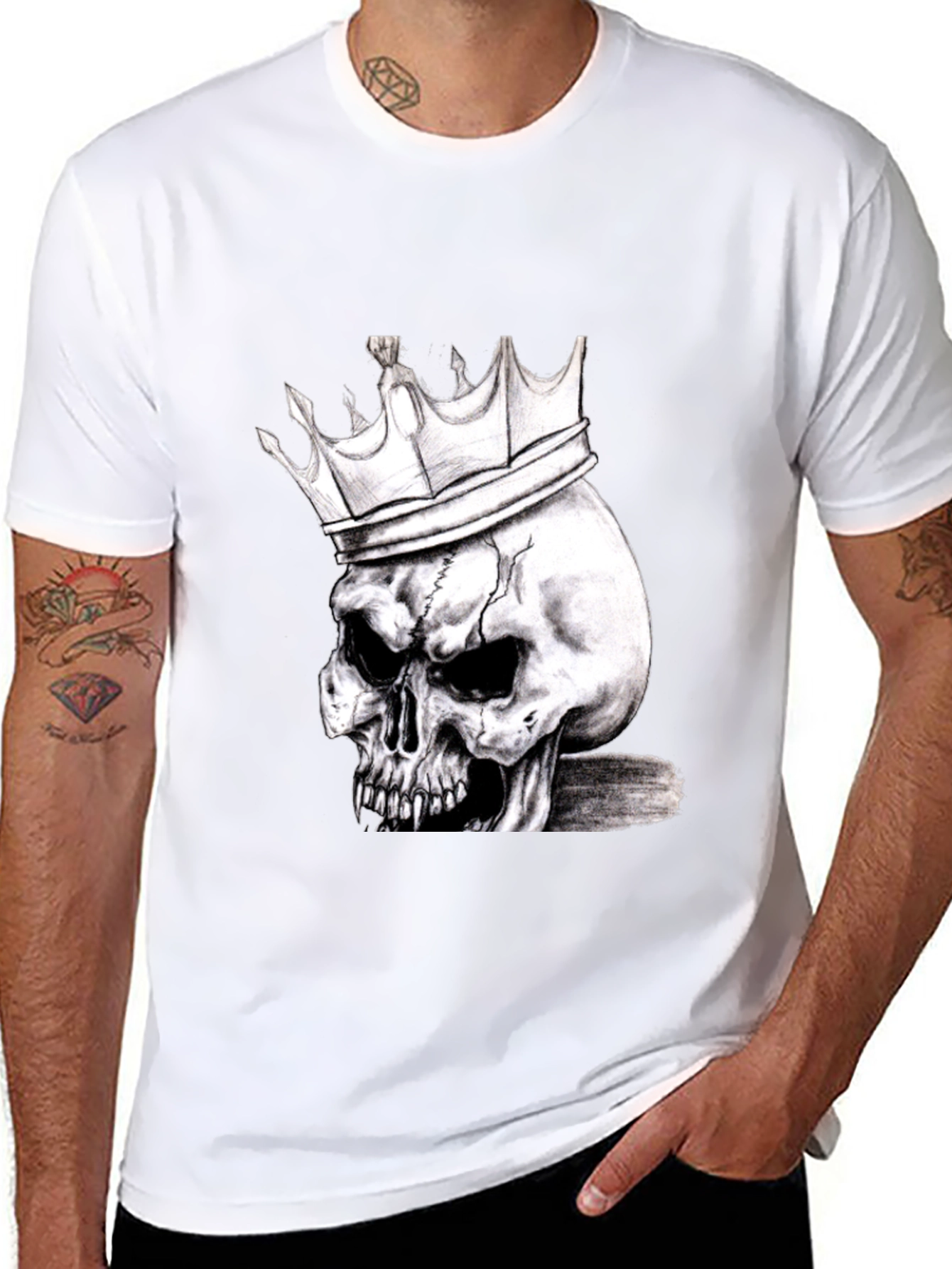 Skull King Graphic Print T-Shirt - Edgy Fashion