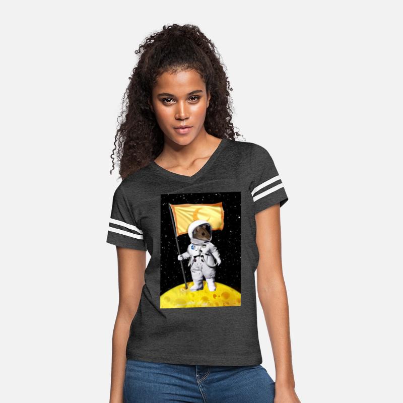 Astronaut Mouse on the Moon