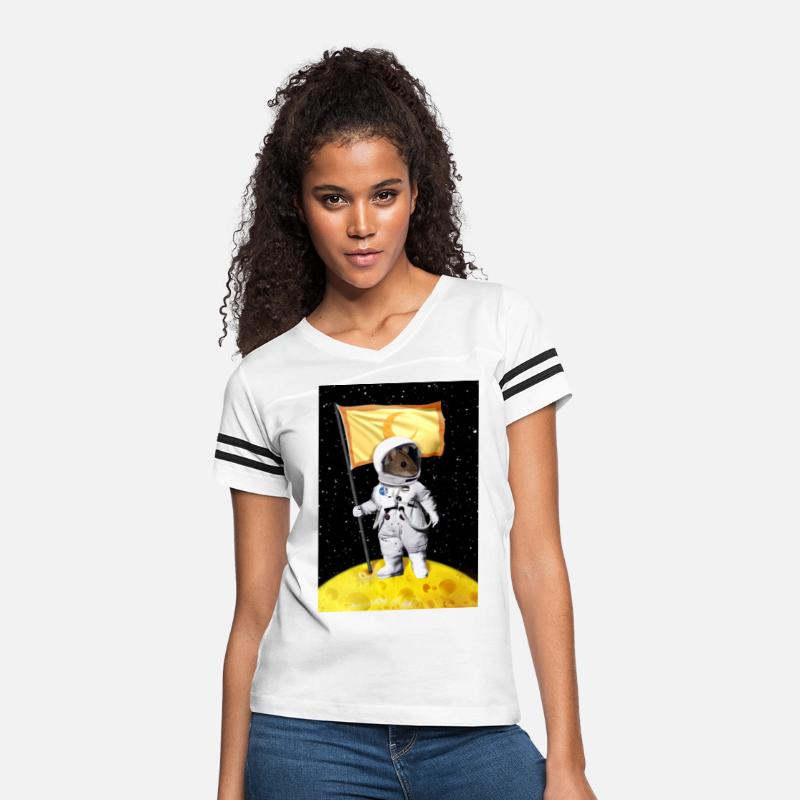 Astronaut Mouse on the Moon