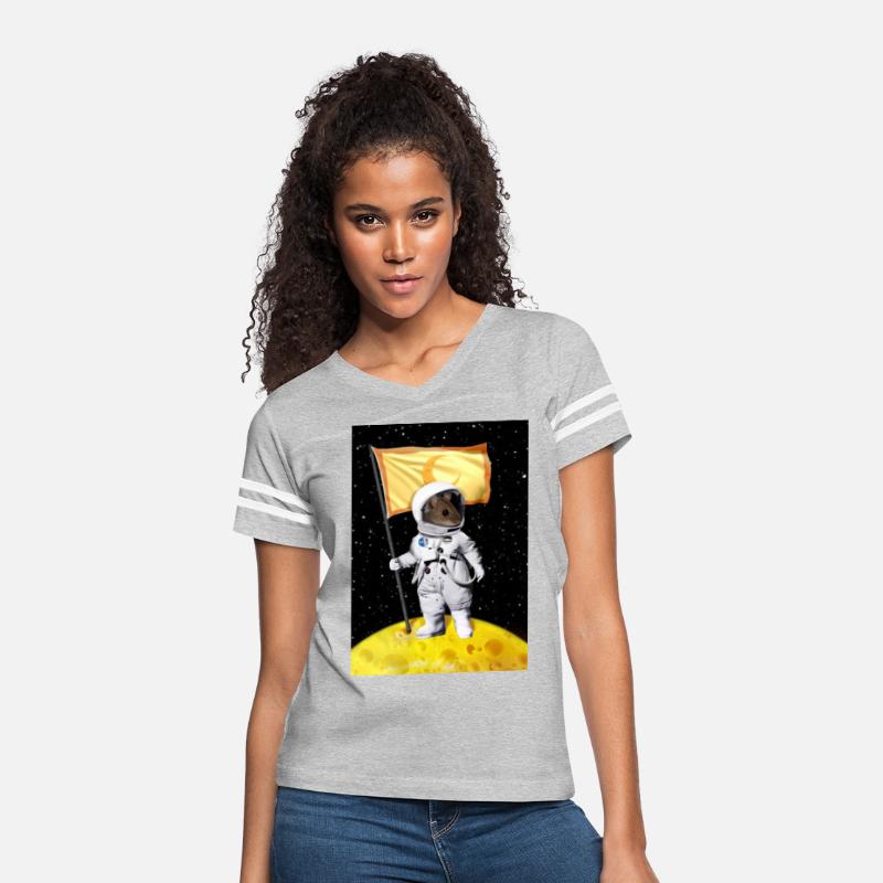 Astronaut Mouse on the Moon