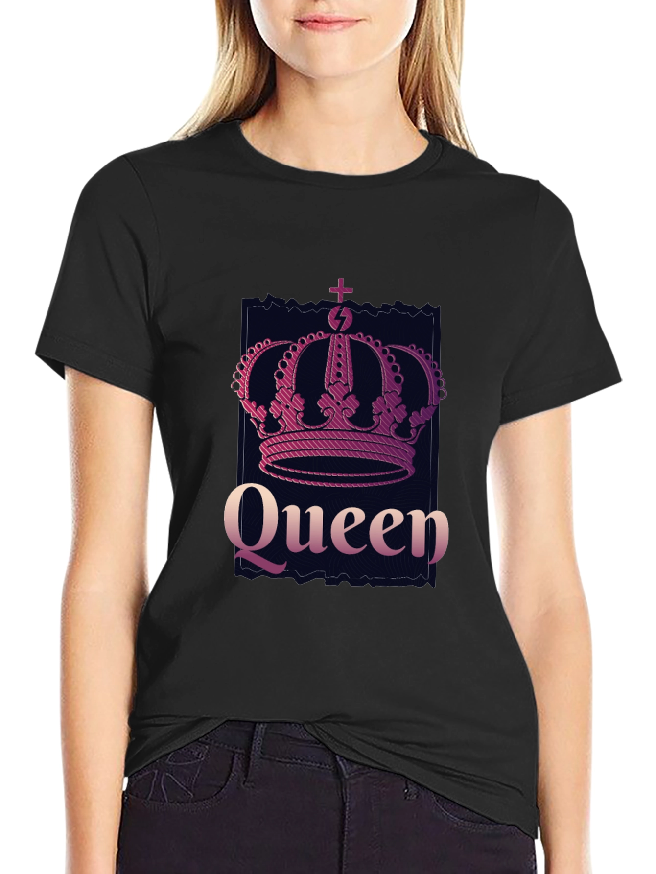 Queen Crown Graphic Tee - Stylish Design