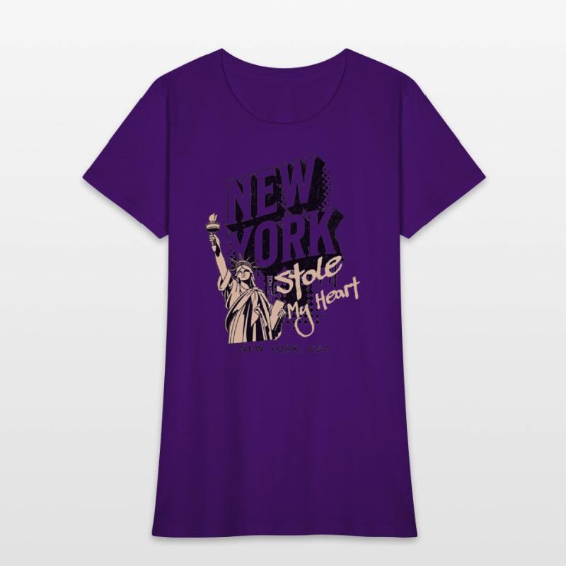 Clothing new york with the statue of liberty