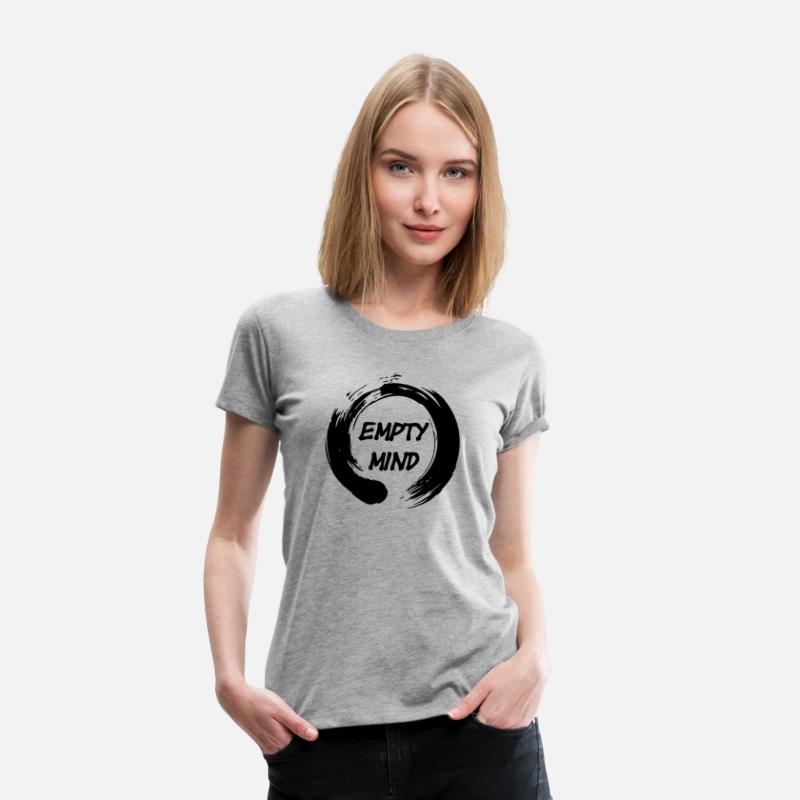 Enso zen circle with text 'empty mind'