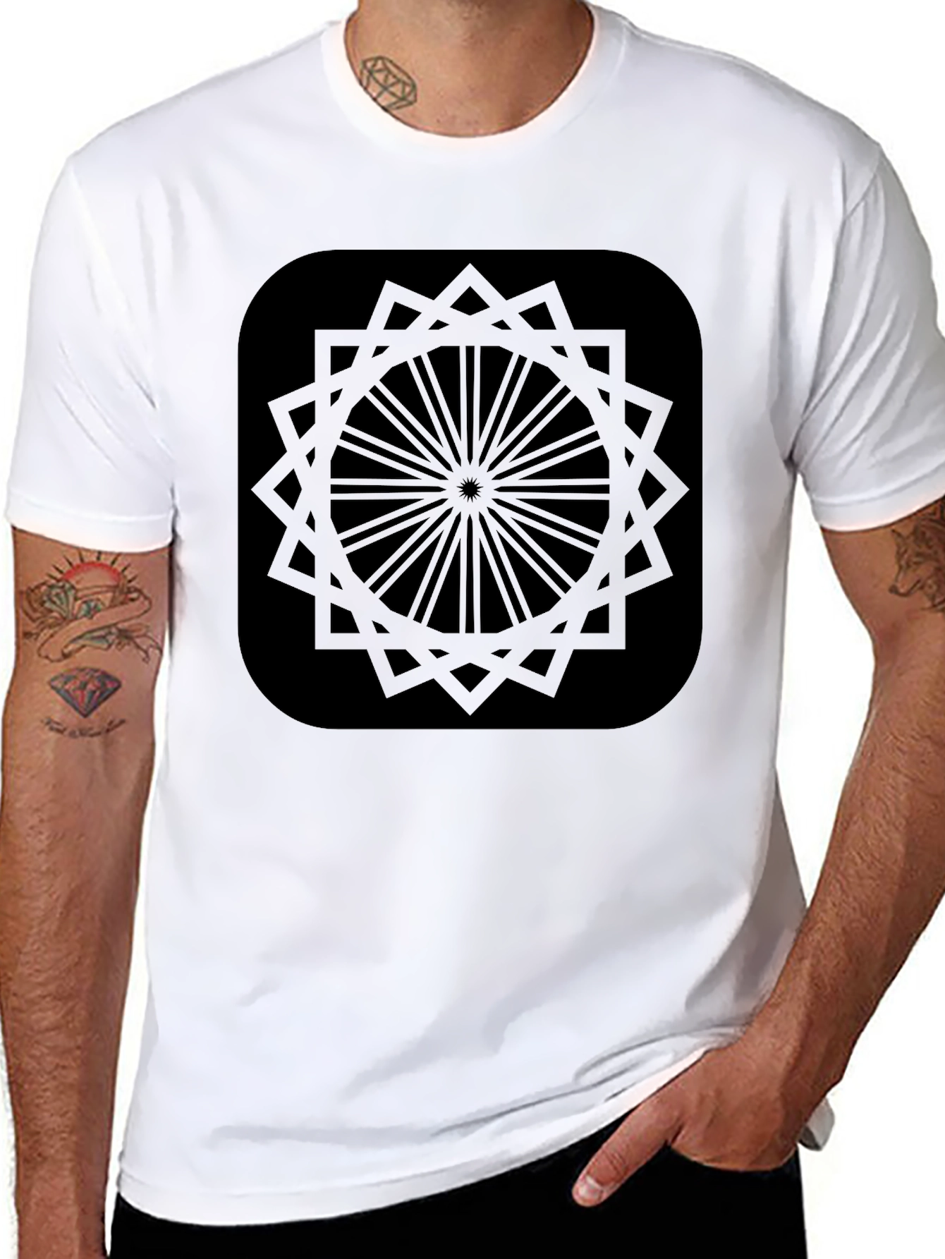 Geometric Pattern Black T-Shirt - Modern Style