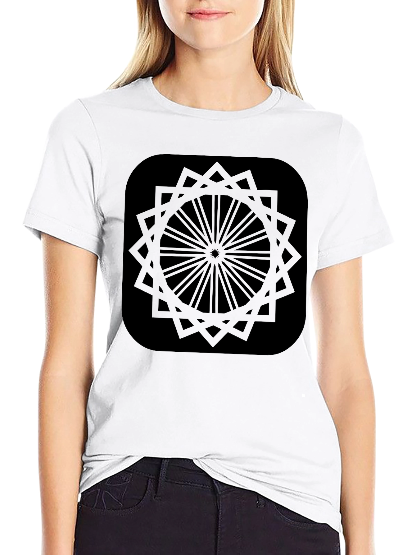 Geometric Pattern Black T-Shirt - Modern Style
