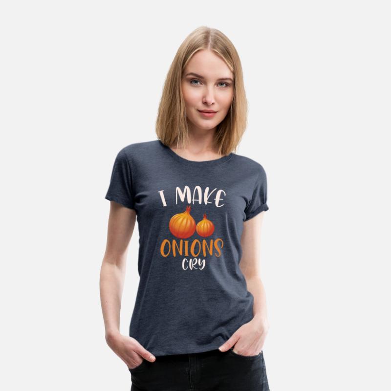 I make onions cry for a Cook Chef Cooking