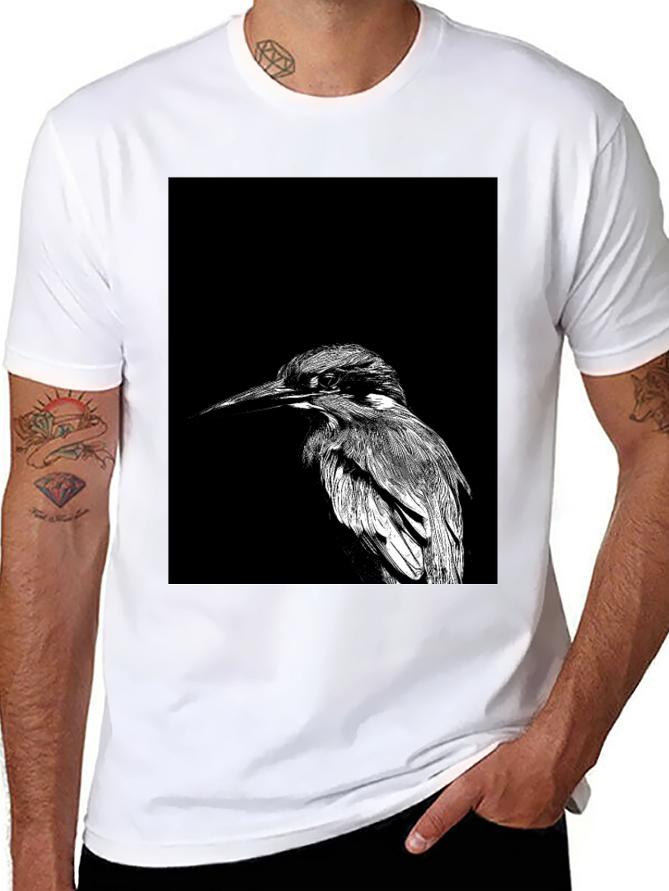 Monochrome Bird Graphic Tee - Stylish Black T-Shirt