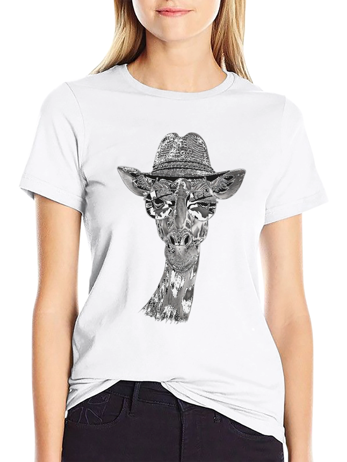 Giraffe Graphic Tee - Cool Animal Design