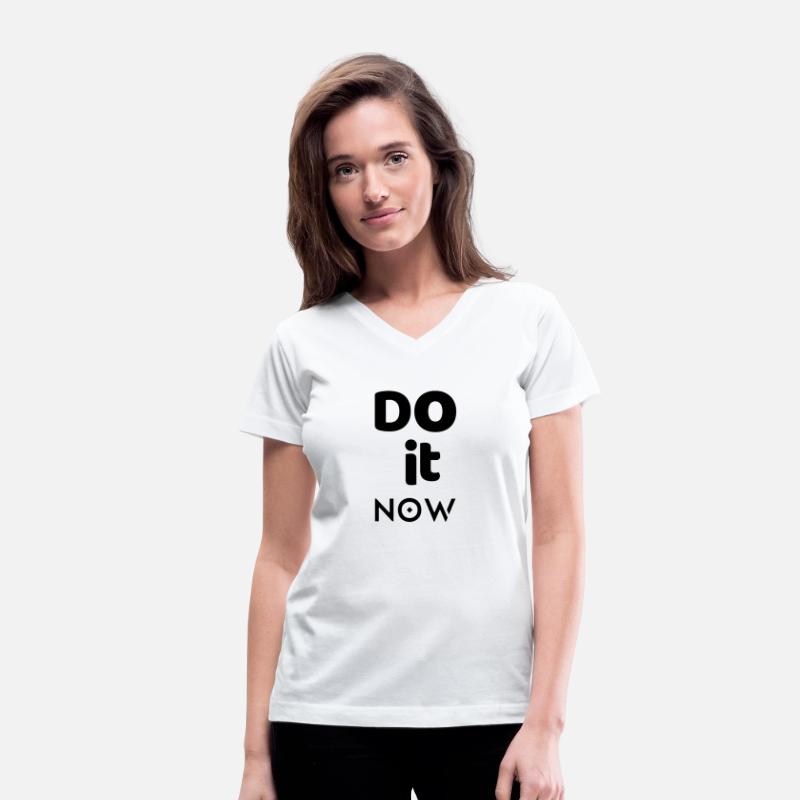Motivational mantra meets minimalist style