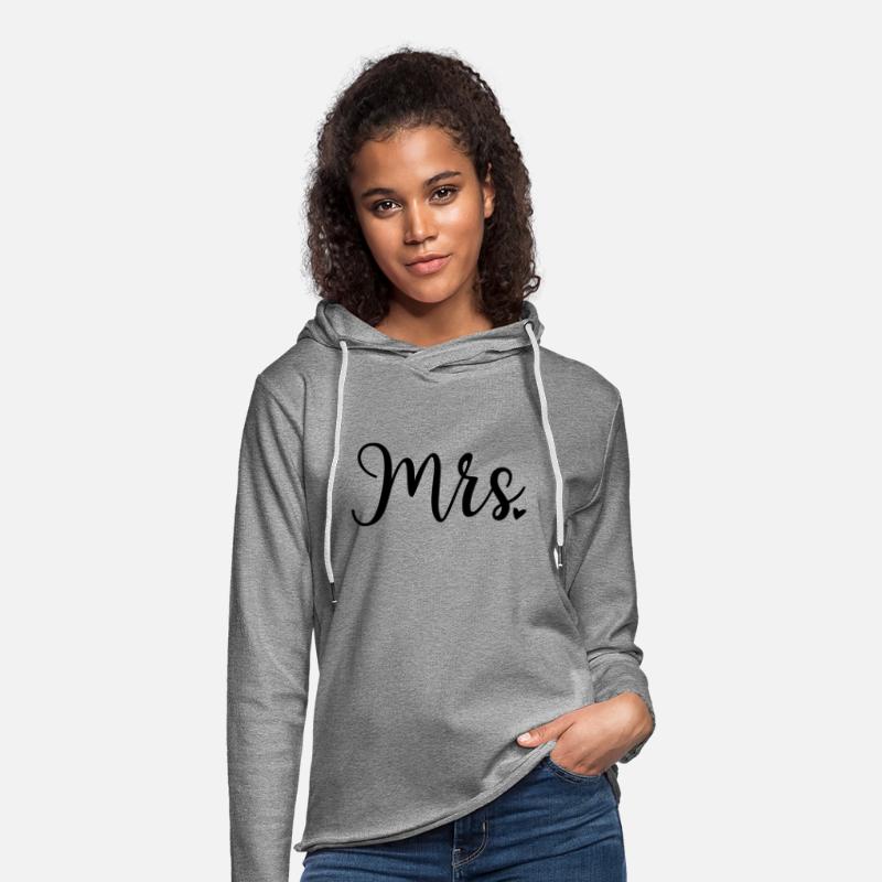 Mrs with heart wedding gift idea