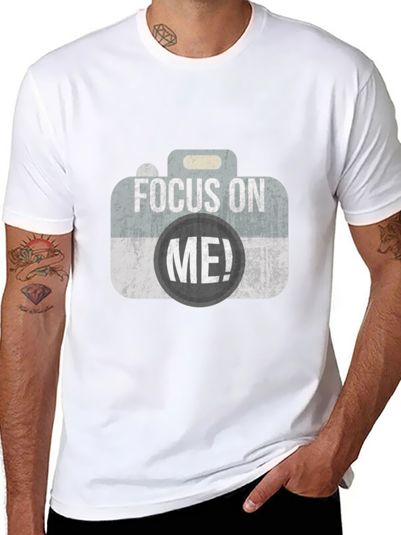 Focus On Me! Graphic T-Shirt - Black