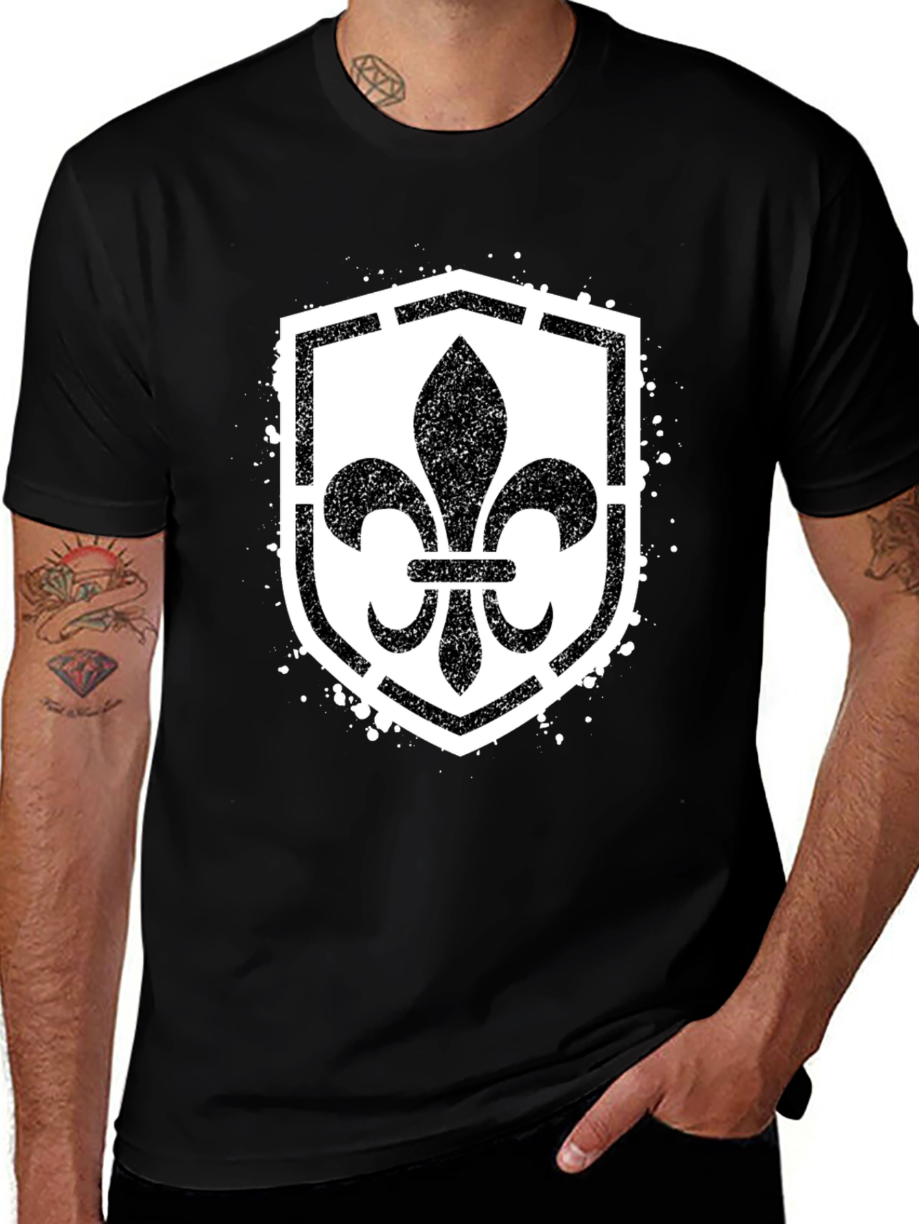 Fleur-de-Lis Shield Graphic T-Shirt - Black