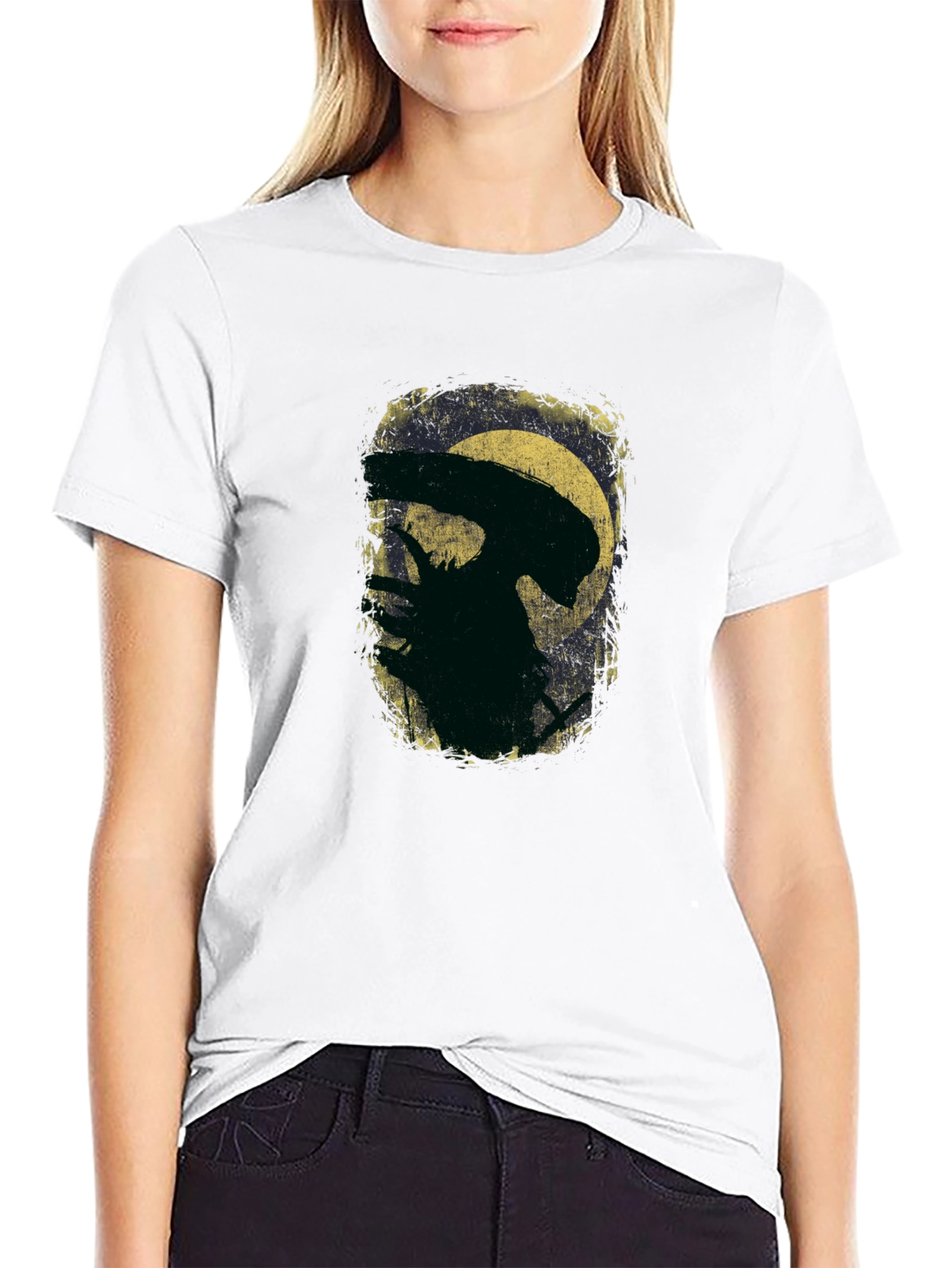 Alien Silhouette Graphic Tee - Sci-Fi Black T-Shirt