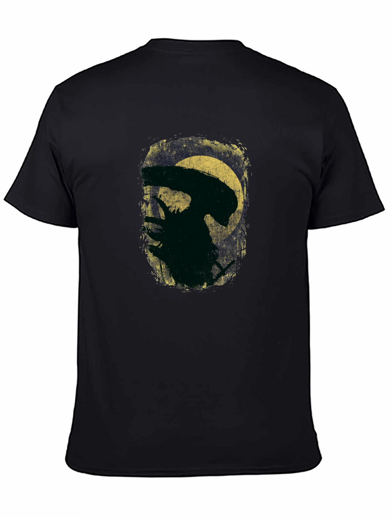 Alien Silhouette Graphic Tee - Sci-Fi Black T-Shirt