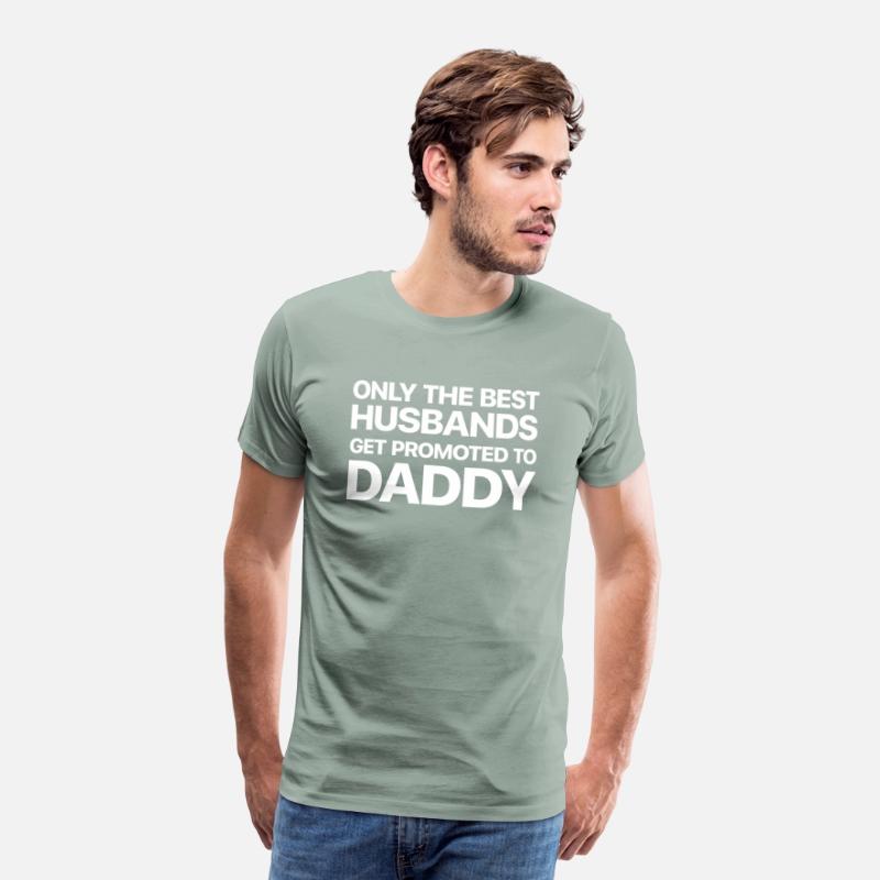 Promoted to Daddy: Celebrate Fatherhood in Style
