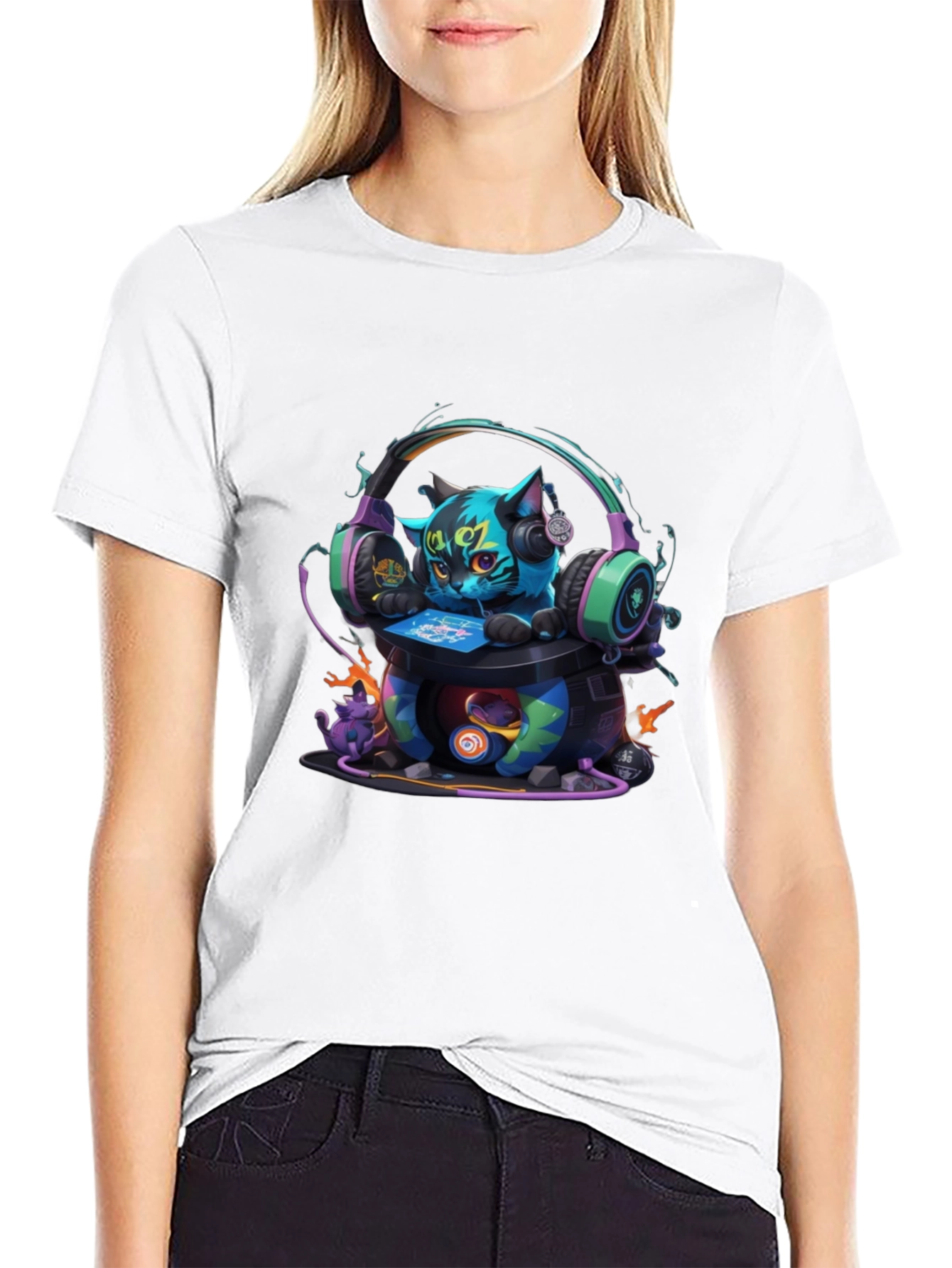 Gamer Cat Graphic T-Shirt - Cool Headphone Design