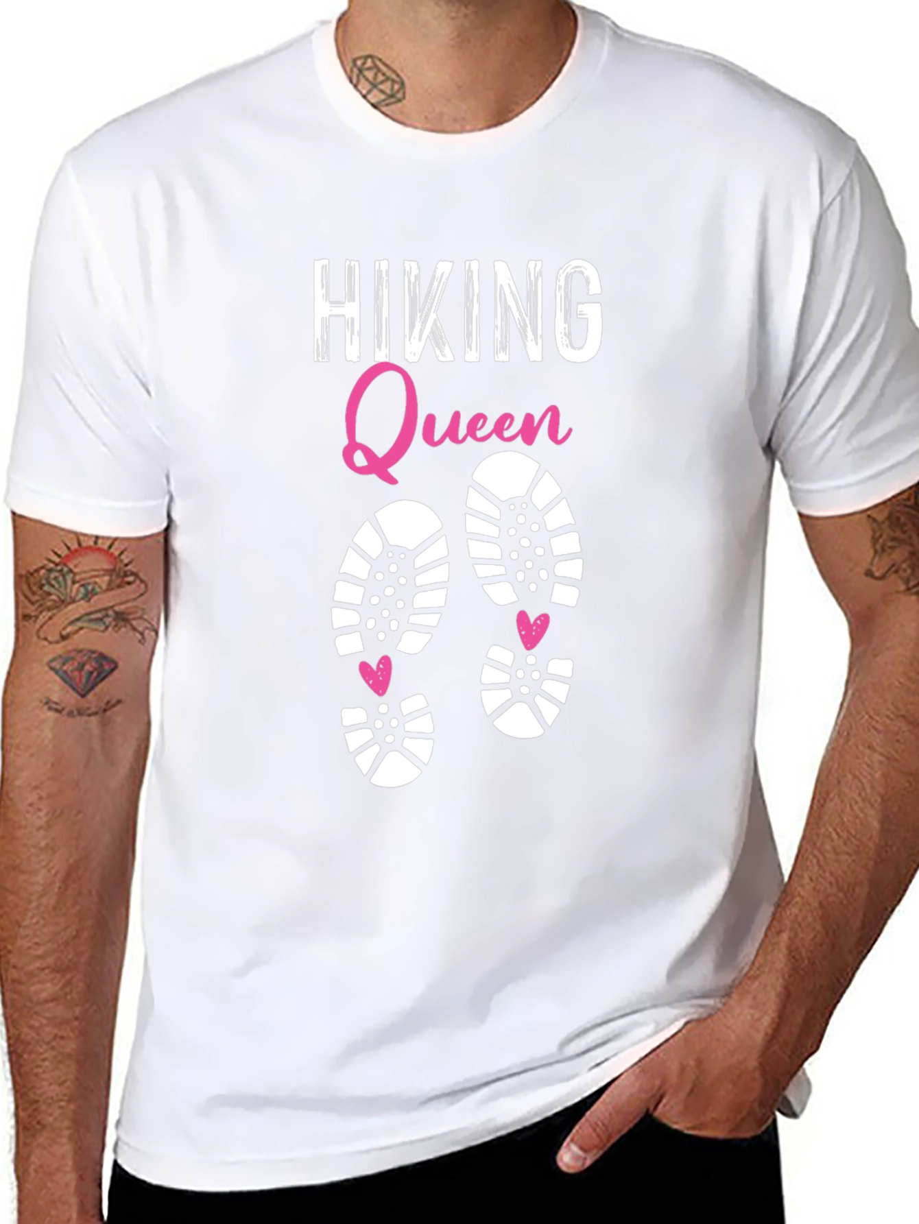 Hiking Queen Graphic Tee - Black