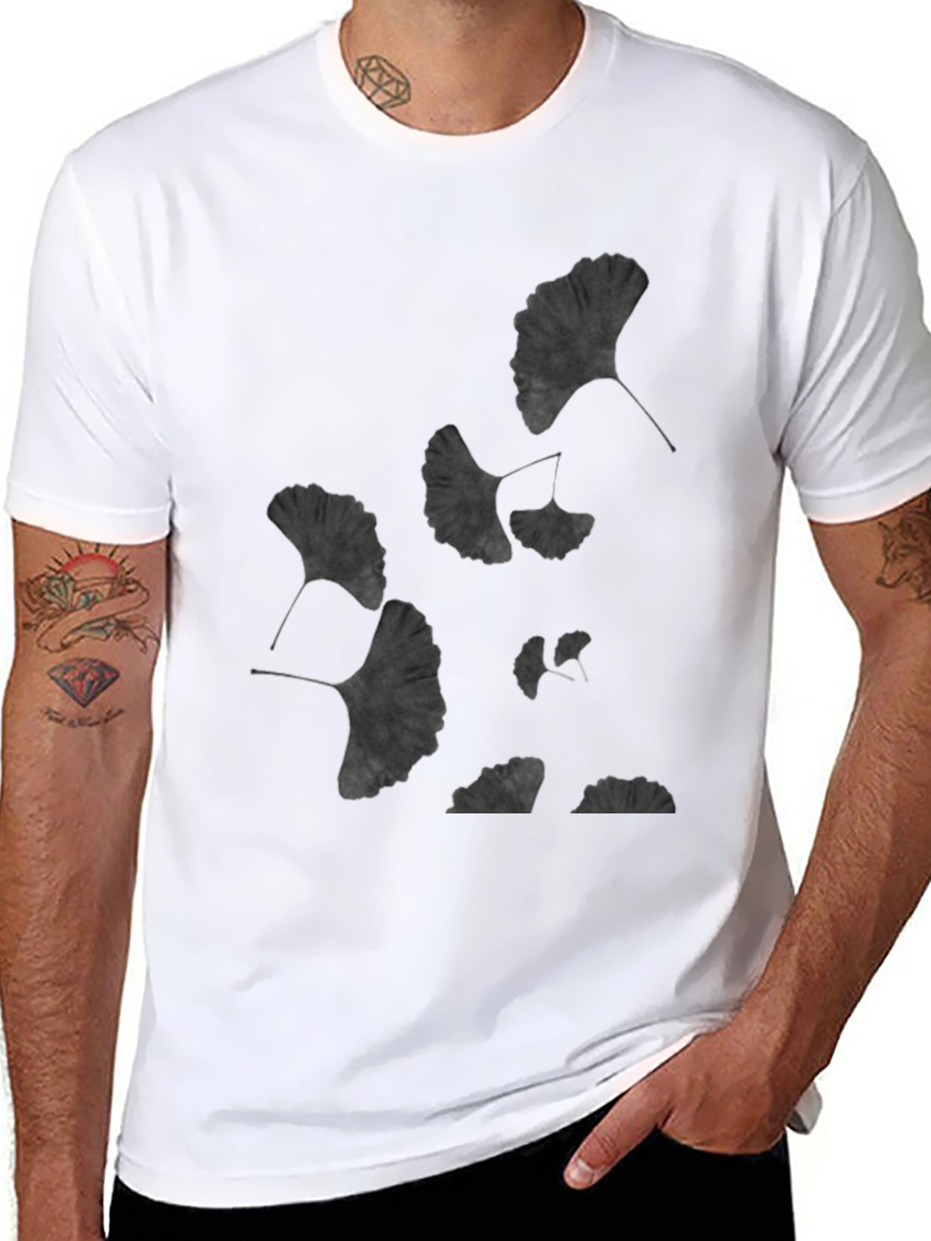 Ginkgo Leaf Print Black T-Shirt