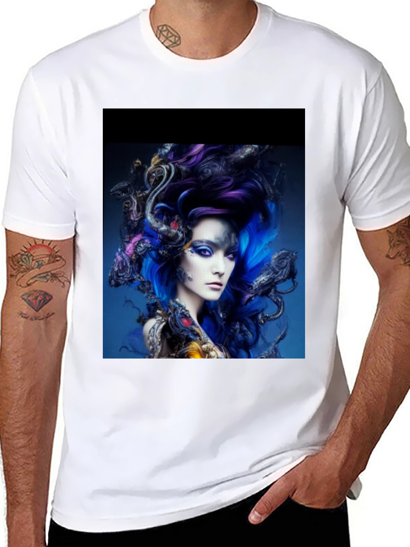 Artistic Medusa Graphic T-Shirt - Black