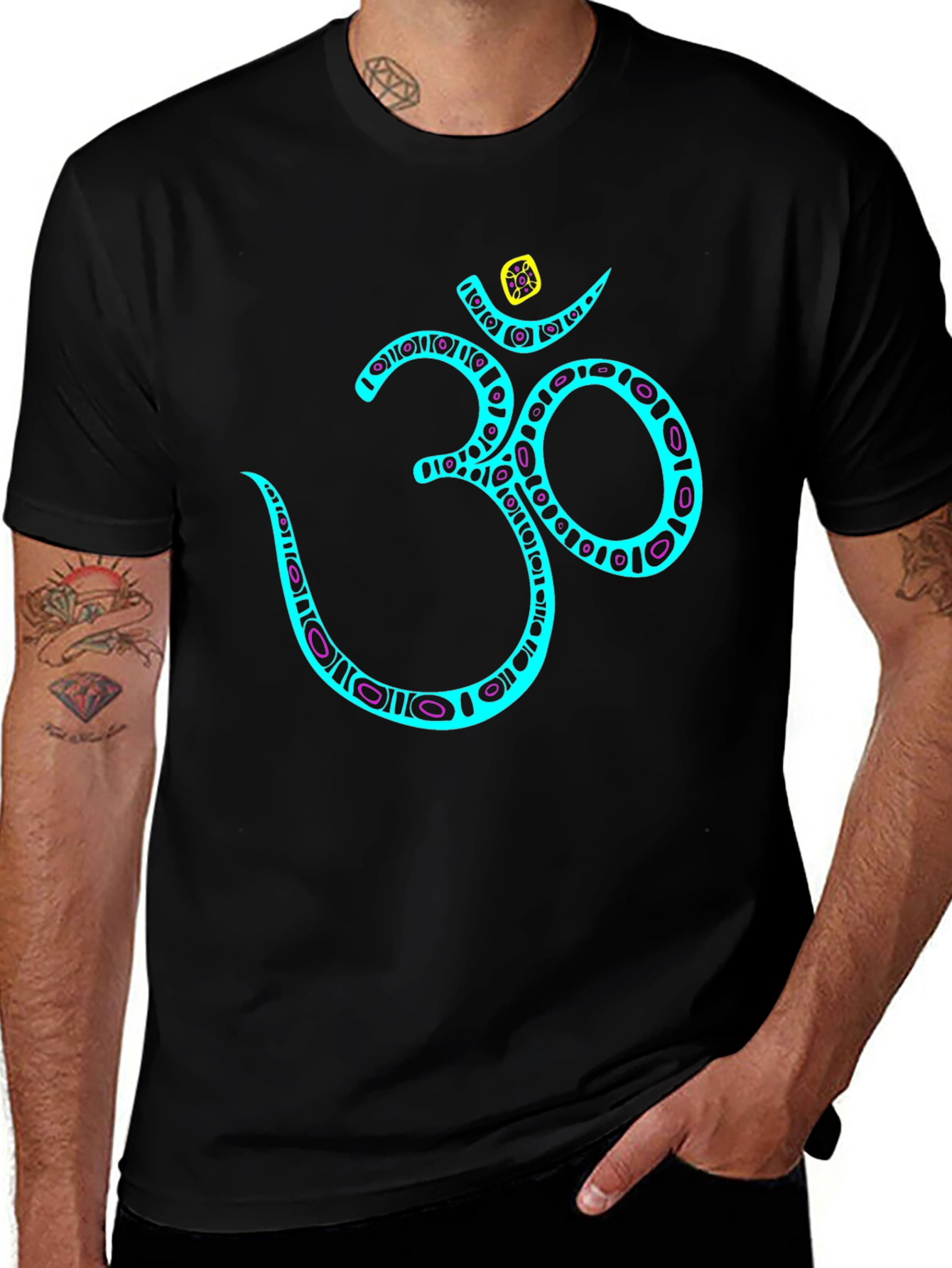 Om Graphic Tee - Black Crewneck