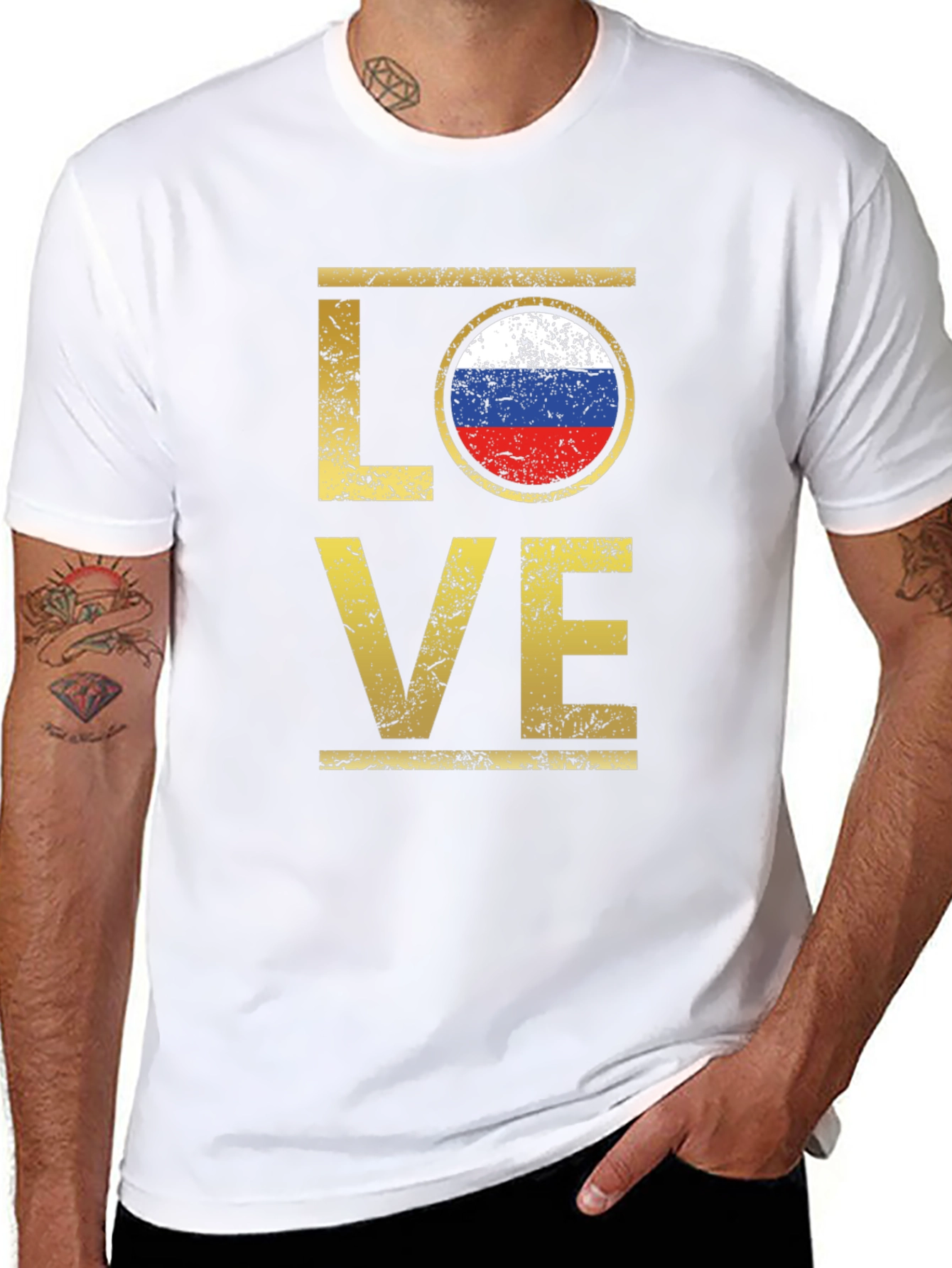 Russia Flag Love T-Shirt - Distressed Design